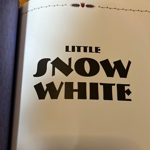 New Classics Reimagined, Grimm's Fairy Tales Illustrated by Yann Legendre - Picture 6 of 9